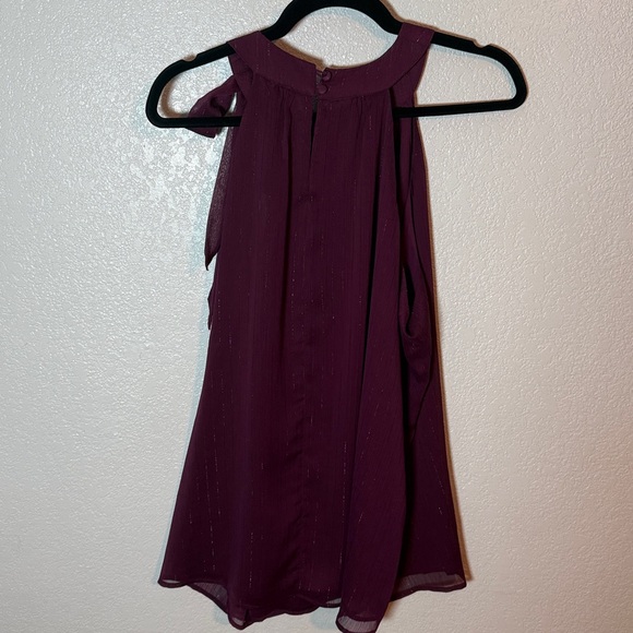 Torrid Burgundy Chiffon Crinkle Lurex Halter Blouse Tie Detail Size 1X - Picture 6 of 8